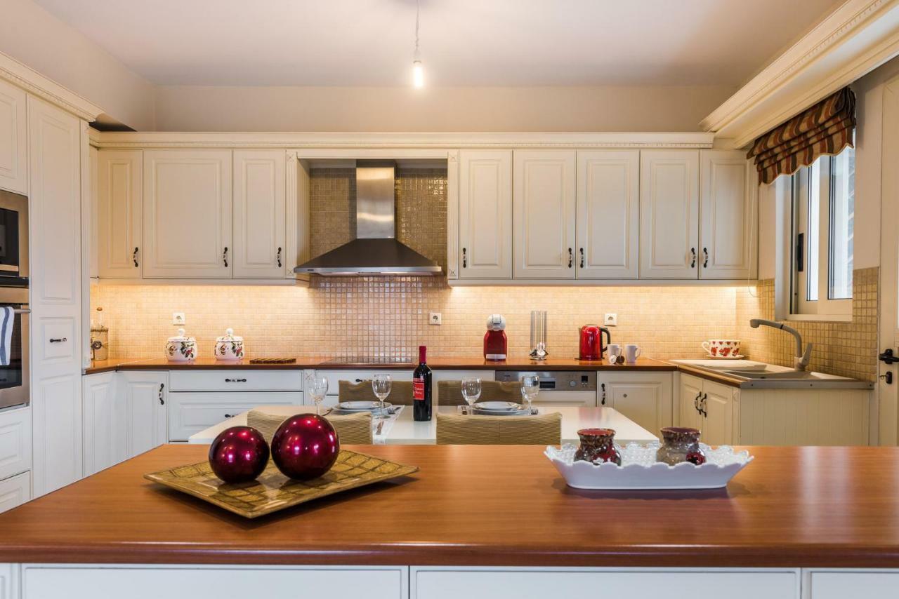 ארגוסטולי Adelinas' Apartment מראה חיצוני תמונה